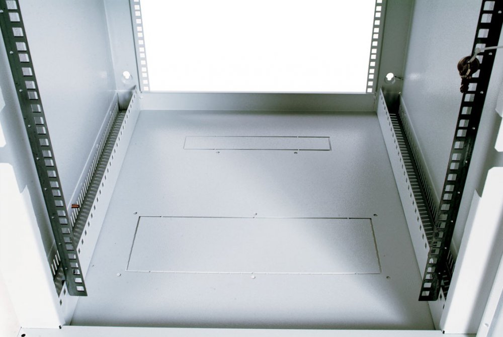 Шкаф телекоммуникационный настенный разборный 15U (600х650) дверь металл, [ ШРН-Э-15.650.1 ], купить в Краснодаре