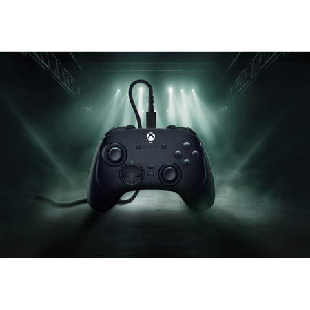 Игровой контроллер Razer Wolverine V3 Tournament Ed. - Black Razer RZ06-05210100-R3M1, купить в Краснодаре
